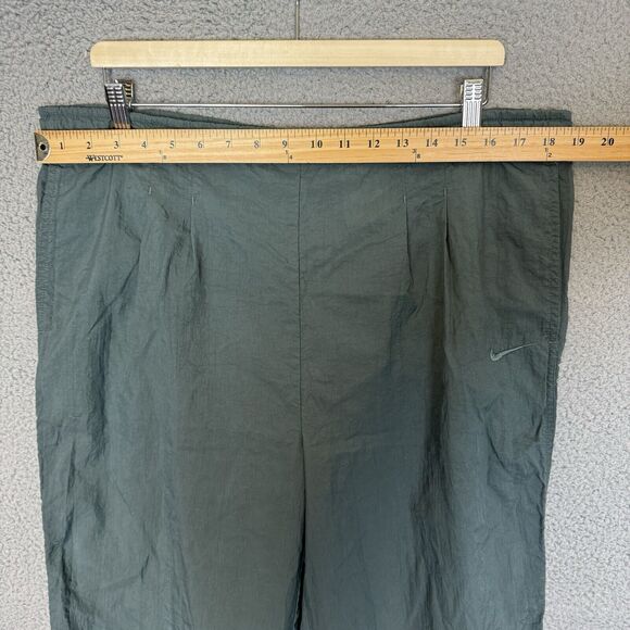 Vintage Nike Pants Mens L Green Nylon Lightweight Track Jogger Windbreaker - Picture 5 of 7